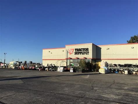 Tractor supply bowling green ky - Tractor Supply Company Bowling Green, KY 5 days ago Be among the first 25 applicants See who Tractor Supply Company has hired for this role